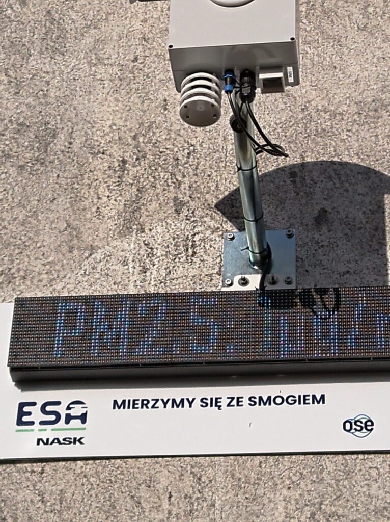 ESA dla OSE - Ogólnopolska Sieć Edukacyjna - 1200 czujników smogu